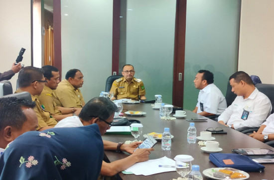 Penjabat Bupati Kampar Terima Audiensi  PLN Pekanbaru